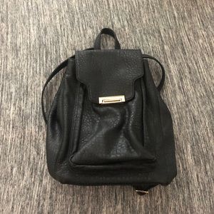 Urban expressions back pack